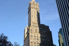 New York City Fifth Avenue 781 01 Sherry Netherland Hotel.jpg